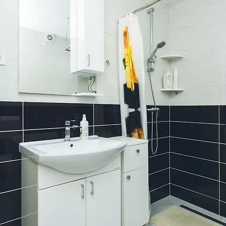 Apartment Mesin
